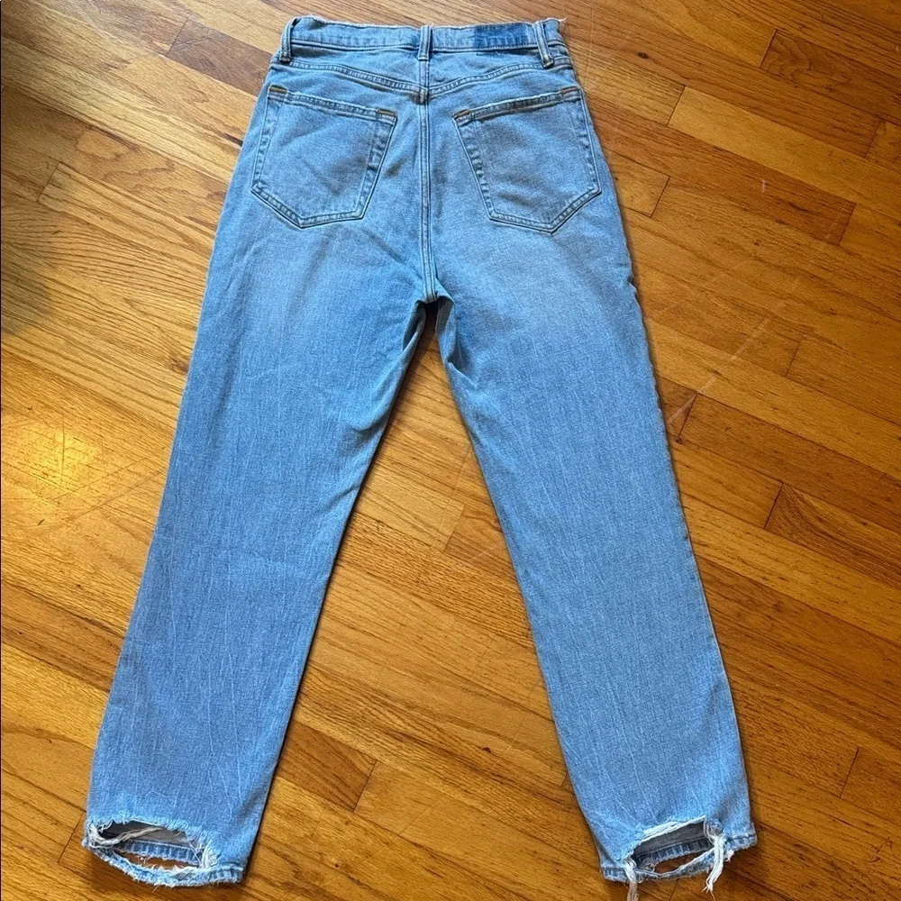 Abercrombie Ultra High Rise Ankle Straight Jean